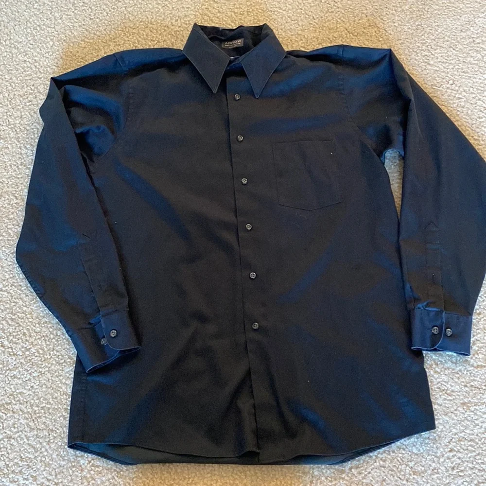 Arrow shirt, black - Picture 1 of 5